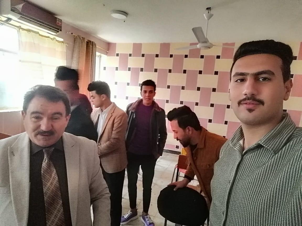 طلبة الدراسات الأولية في كلية الإدارة والاقتصاد يقومون بحملة تطوعية